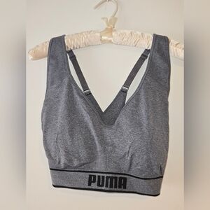 Puma Dark Gray Seamless V‑Neck Sports Bra